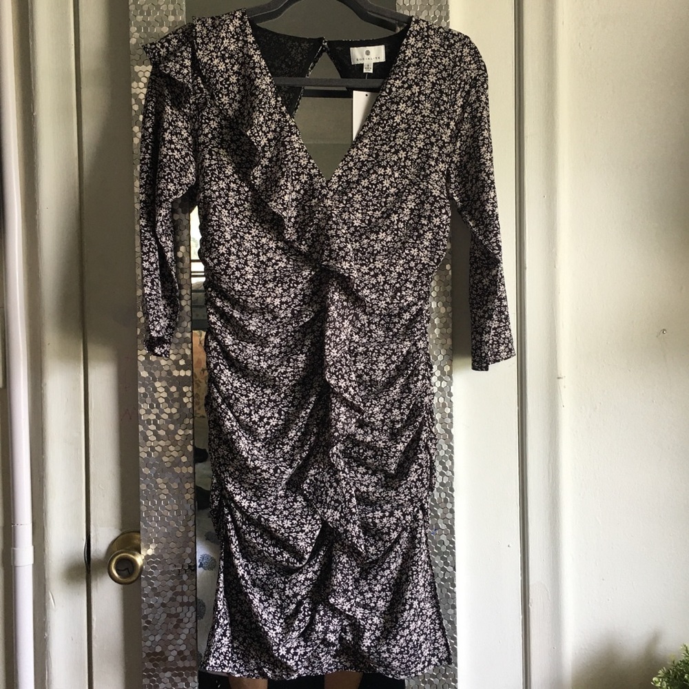 NWT➡️ Socialite Floral print Ruffle Minidress